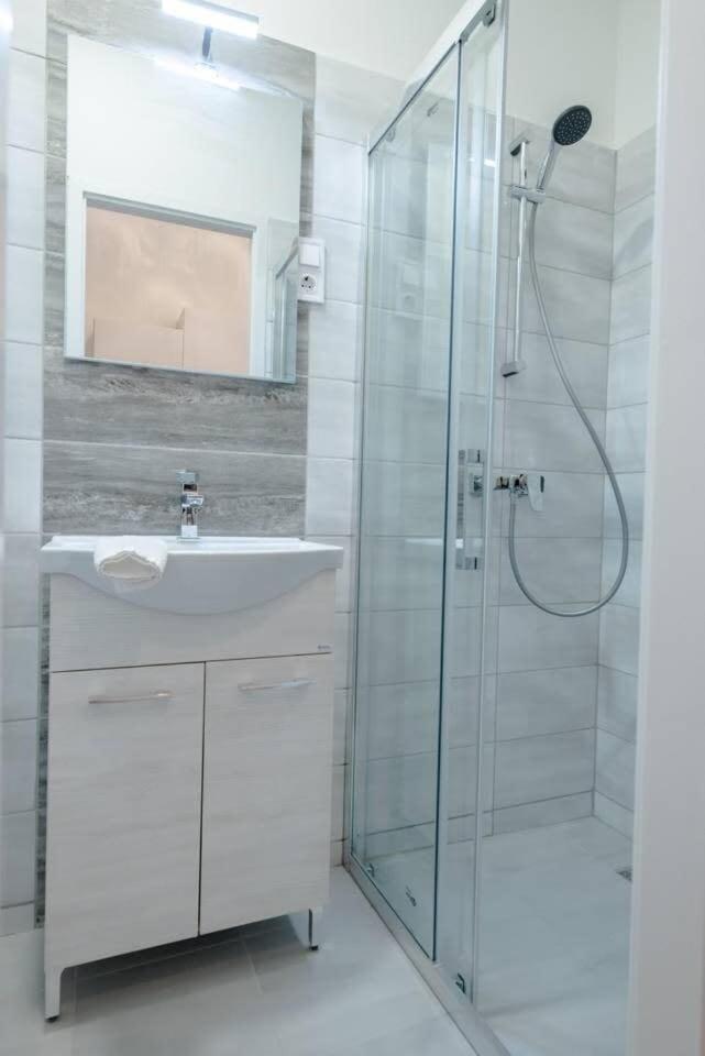 Brand New Studio With Aircon In The Center Budapest Extérieur photo