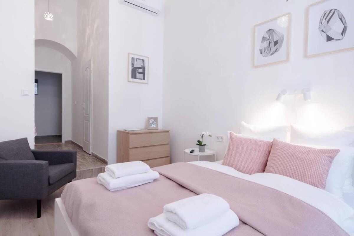 Brand New Studio With Aircon In The Center Budapest Extérieur photo